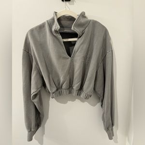 Oh Polly cropped sweatshirt size Medium
